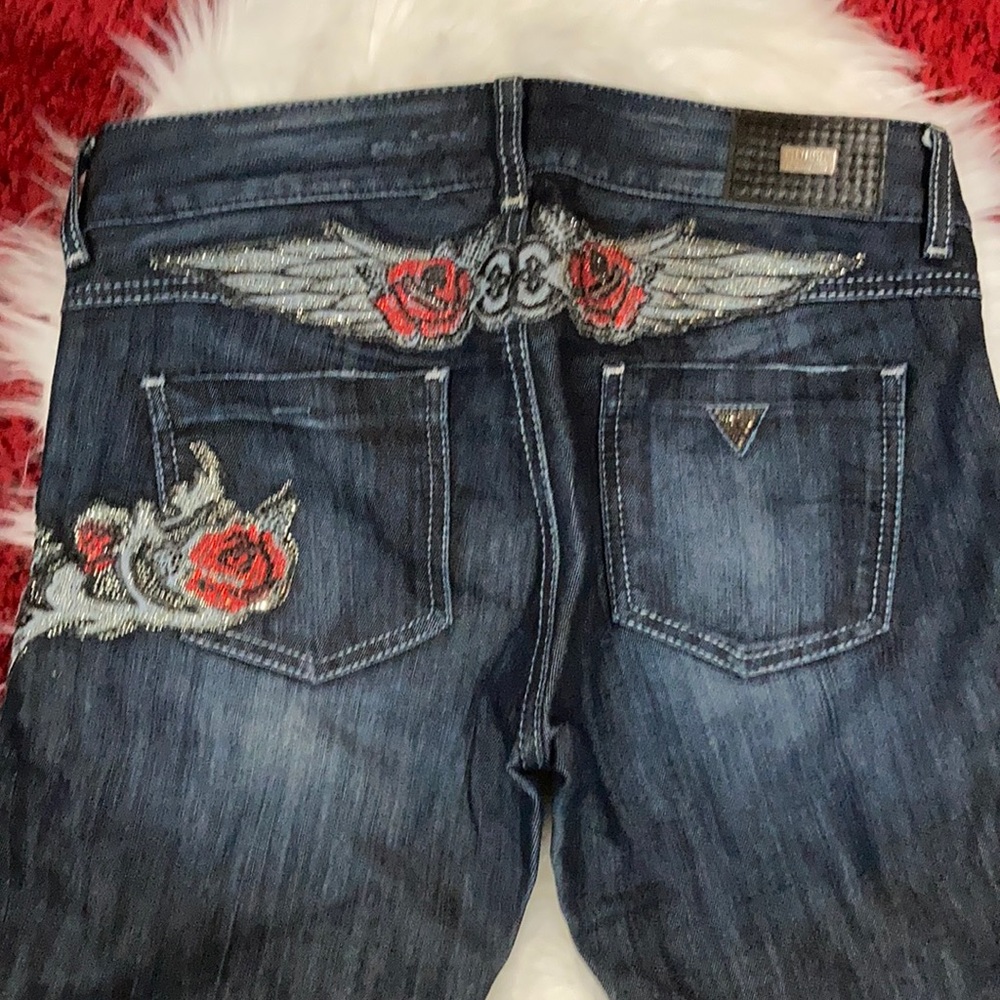 GUESS PREMIUM / RHINESTONE